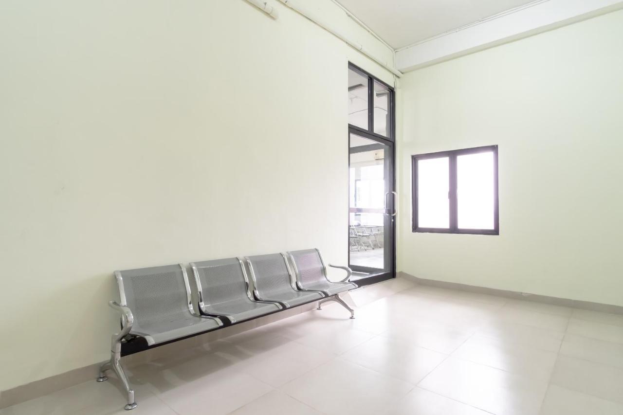 Oyo 1940 Cendana Homestay Syariah Medan Eksteriør billede